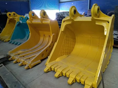 Production of excavator buckets